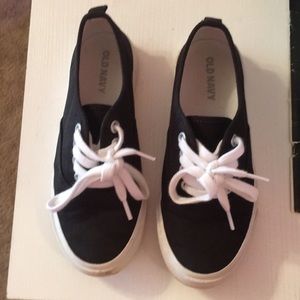 Girls Old Navy shoes size 12.